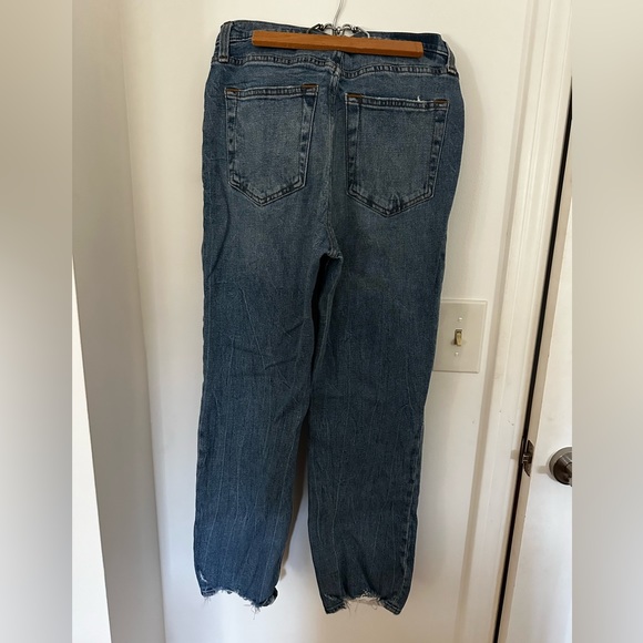 Abercrombie Zoe Natural Rise Ankle Straight jeans, size 27 / 4R - Picture 3 of 3